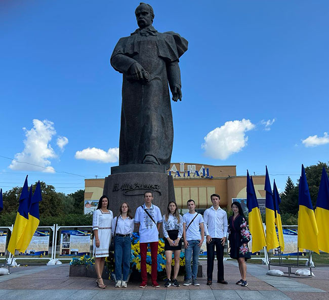 2023.08.28 Den prapora Den nezalegn