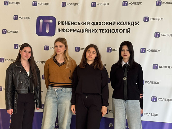 2025.05.08 Den vidkritih dverey