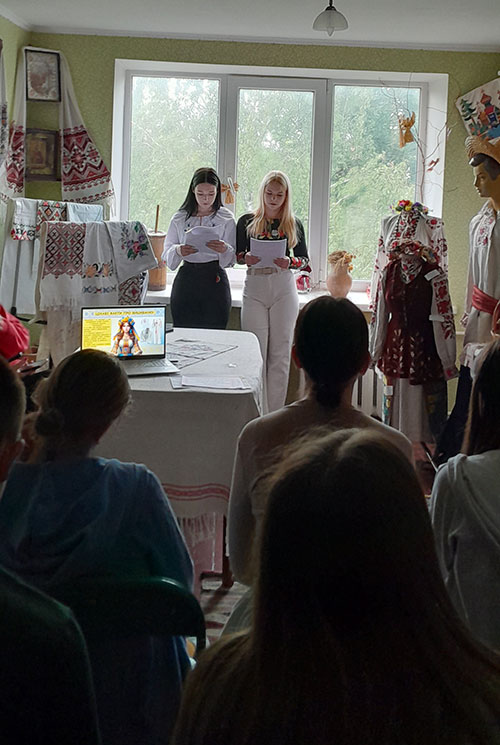 2025.05.15 Den vishivanki