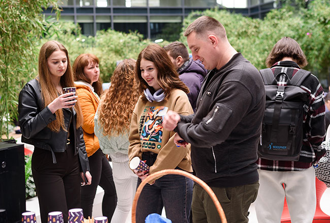 2025.04.15 Den vidkr dverey Renome