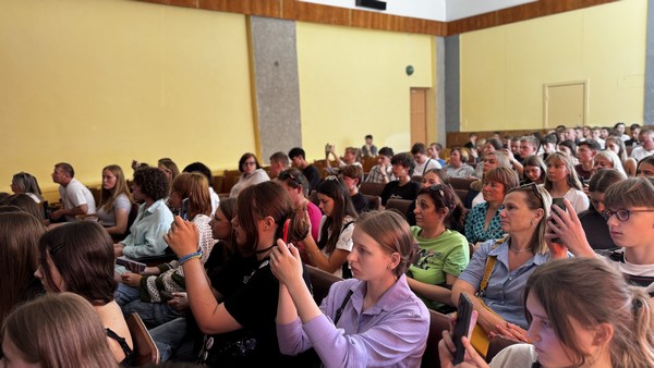 2025.08.29.zustrich3