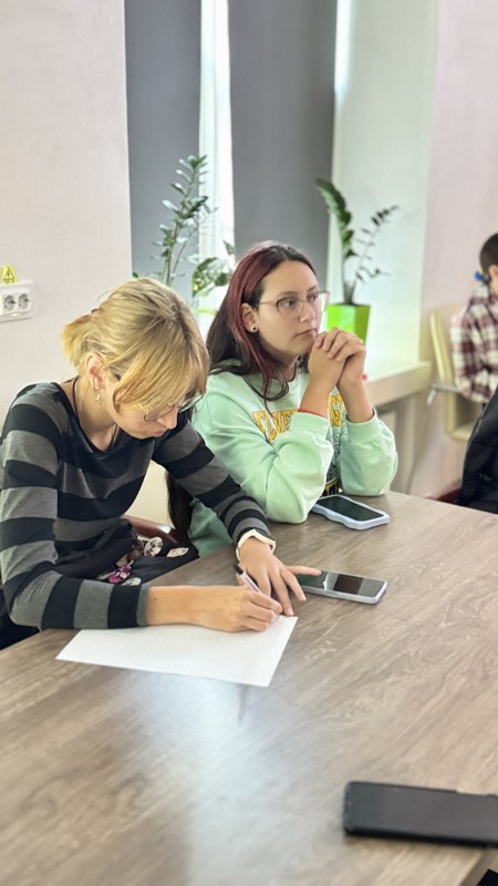 2025.05.15.mandryemo1