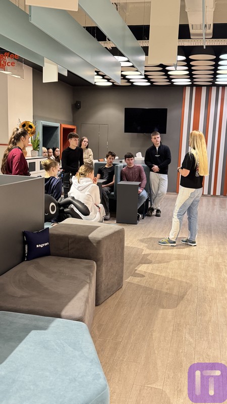 2025.05.15.mandryemo1