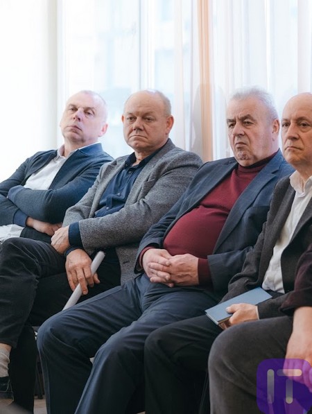 2025.05.15.mandryemo1