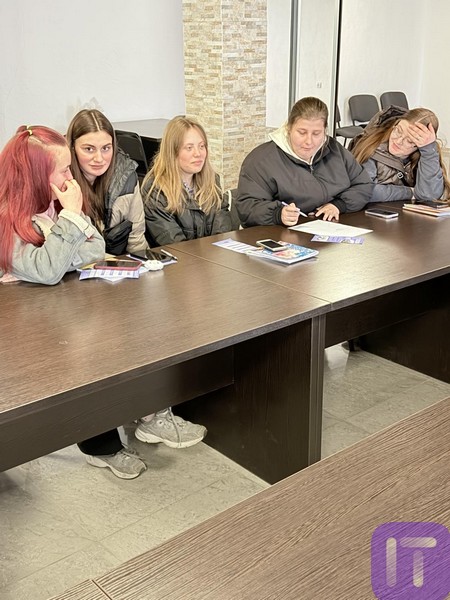 2025.05.15.mandryemo1