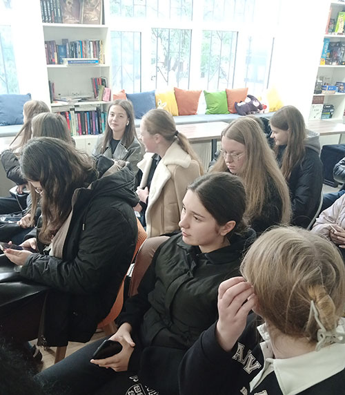 2024.10.24 Prezentaciya knigi