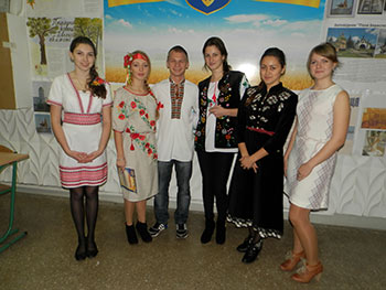 2013_11_12_Tvorcho-poshuk_roboti2
