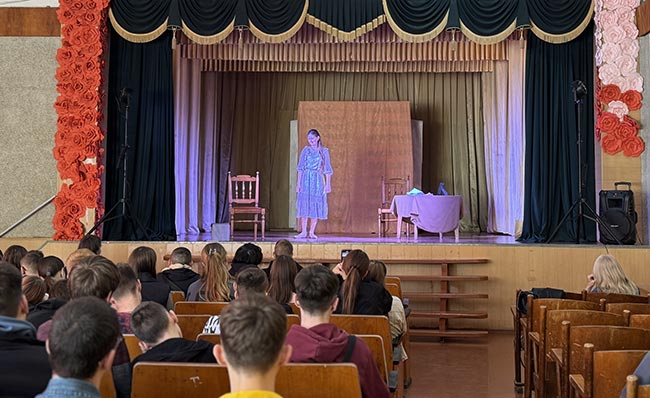 2024.10.09 Vistava Zvorotn zvyazok