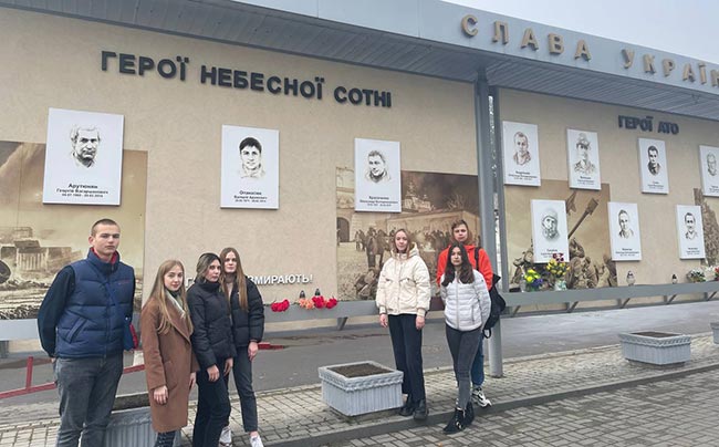 2021.10.13 Slava geroyam