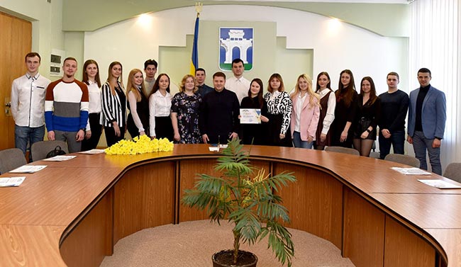 2022.02.15_Stipend_miskogo_golovi1.jpg